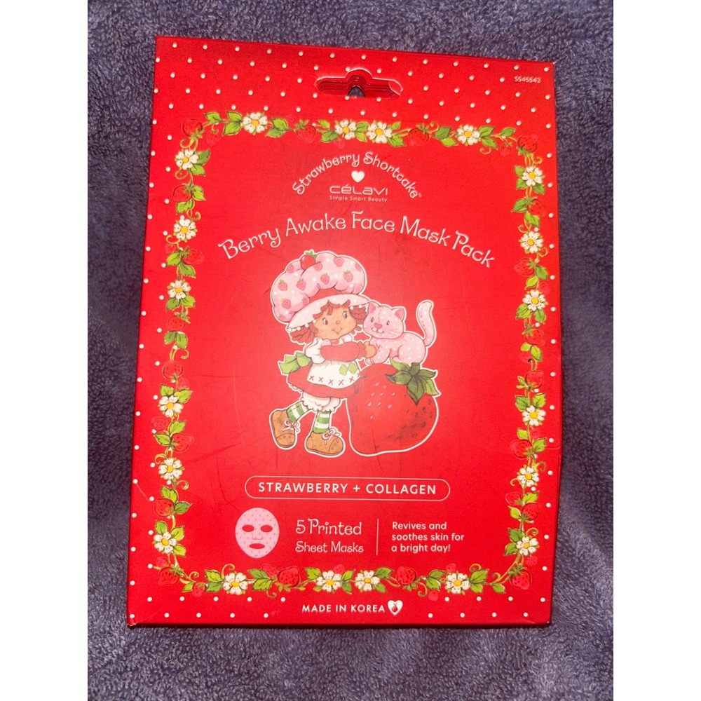 Célavi Strawberry Shortcake Berry Awake Face Mask Pack Collagen 5 Count
